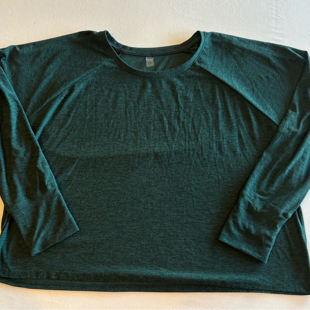 Beyond Yoga Women’s Long Sleeve Top Green Size XL